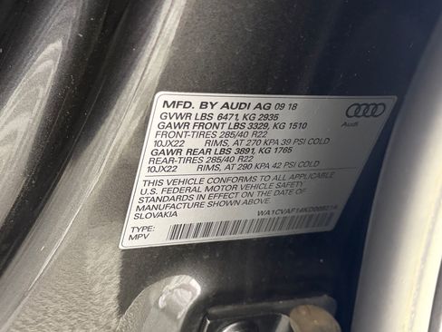 Used 2019 Audi Q8 Prestige AWD/4WD image 23
