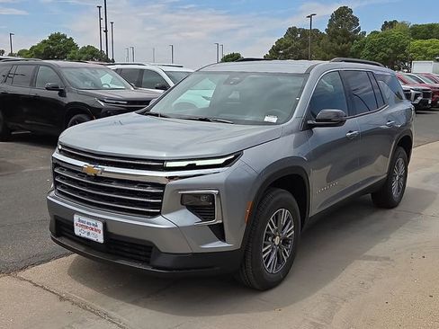 New 2026 Chevrolet Traverse LT FWD image 1