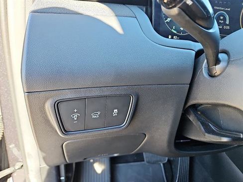 Used 2024 Hyundai Tucson Limited image 16