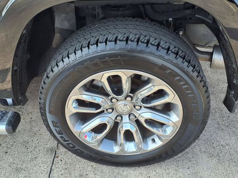 Used 2021 RAM 1500 Laramie w/ Sport Appearance Package RWD image 10