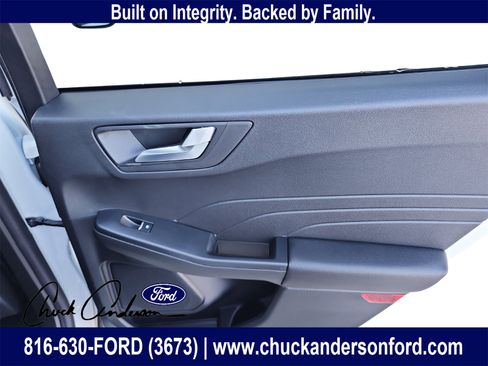 New 2026 Ford Escape ST-Line w/ Cold Weather Package image 27