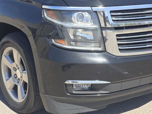 Used 2018 Chevrolet Suburban Premier image 9
