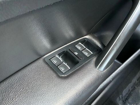 Used 2013 Volkswagen Passat TDI SEL Premium image 24