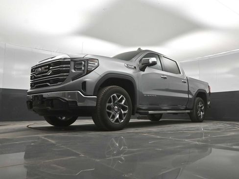 New 2026 GMC Sierra 1500 SLT w/ SLT Premium Plus Package AWD/4WD image 32