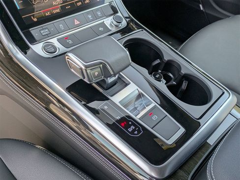 New 2025 Audi Q7 3.0T Premium Plus image 7