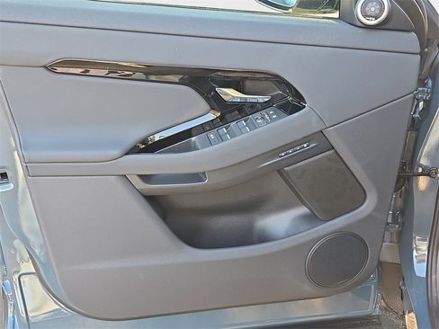 New 2026 Land Rover Range Rover Evoque S image 28