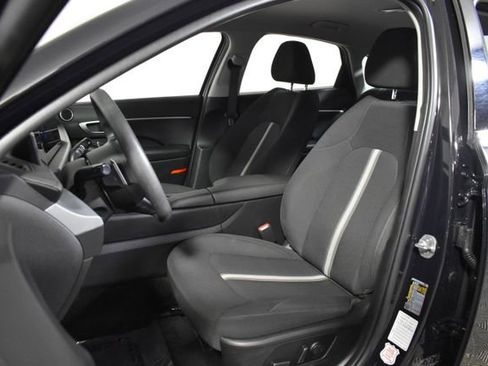 Used 2025 Hyundai Sonata SEL FWD image 9