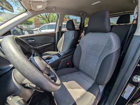 Used 2023 Nissan Rogue SV FWD image 16