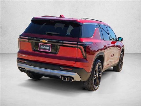 New 2026 Chevrolet Traverse LT w/ Driver Confidence Package image 2