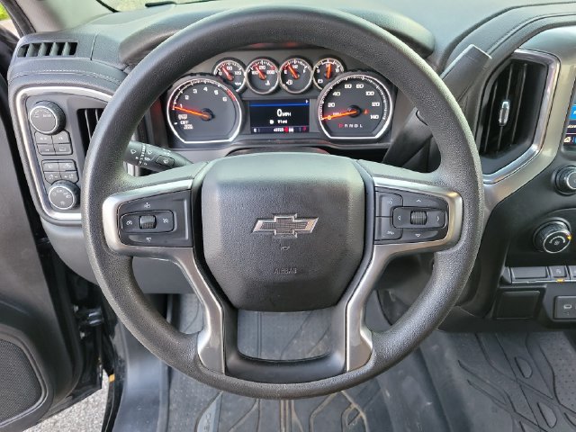 Used 2020 Chevrolet Silverado 1500 RST w/ RST Value Package AWD/4WD image 18