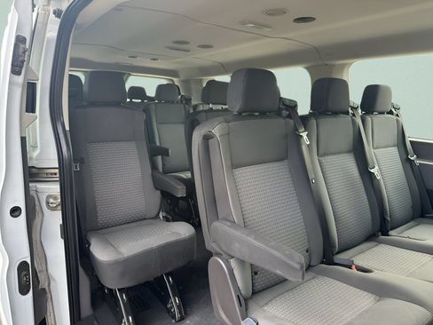 Used 2022 Ford Transit 350 XLT RWD image 14