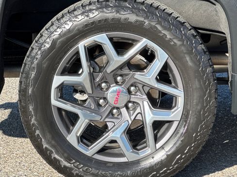 Used 2023 GMC Sierra 1500 SLT w/ SLT Premium Package image 26