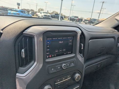 Used 2020 Chevrolet Silverado 1500 Custom Trail Boss w/ Custom Convenience Package image 21