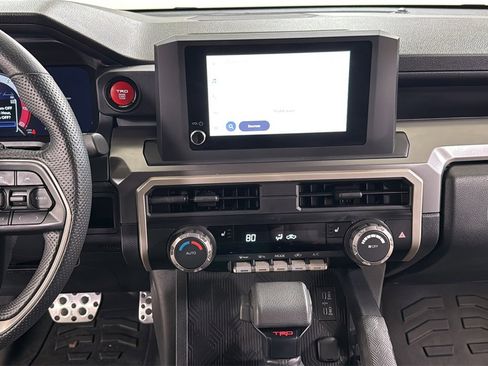 Used 2024 Toyota Tacoma TRD Sport image 10