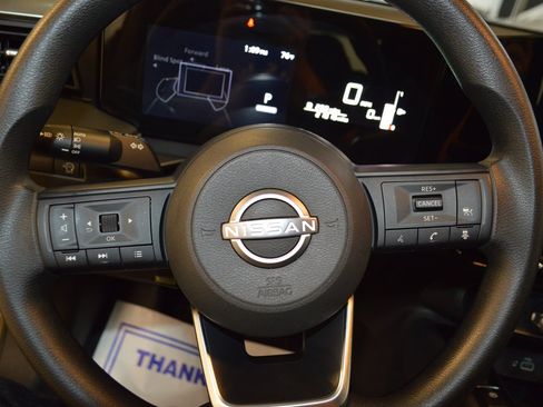 Used 2025 Nissan Kicks S FWD image 18