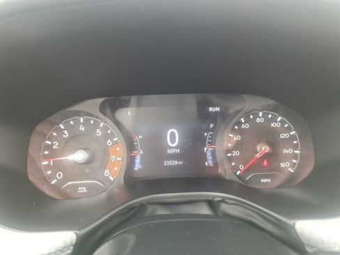 Used 2024 Jeep Compass Latitude image 14