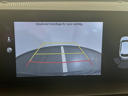 Used 2025 Kia Telluride S image 23