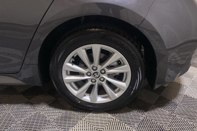 Used 2024 Toyota Corolla SE FWD image 27