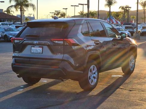 Used 2025 Toyota RAV4 LE image 5
