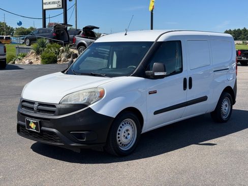 Used 2017 RAM ProMaster City Tradesman FWD image 4