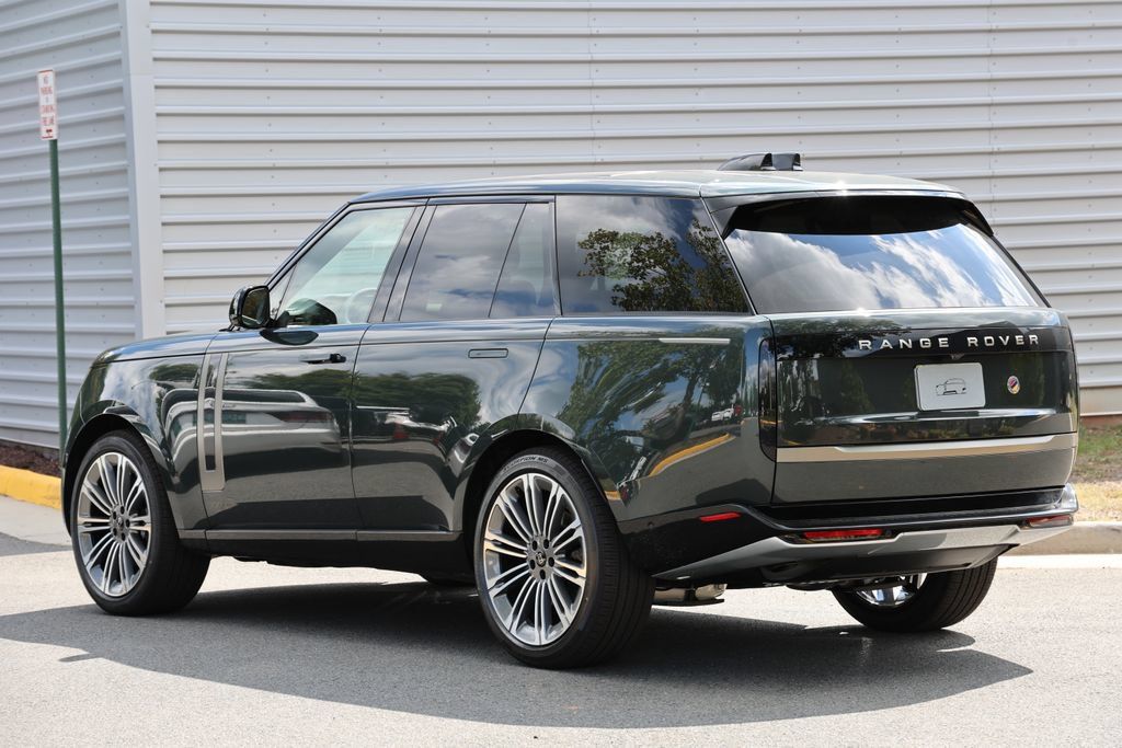 New 2027 Land Rover Range Rover SE AWD/4WD image 4