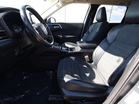 Used 2024 Mitsubishi Outlander SE AWD/4WD image 6