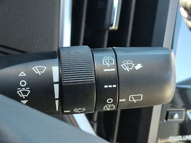 Used 2020 Subaru Forester Premium AWD/4WD image 25