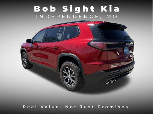 Used 2024 GMC Acadia AT4 w/ Luxury Package image 12