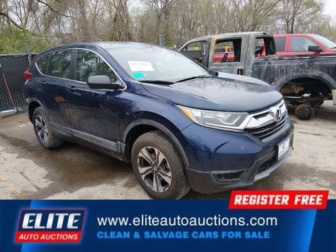 Used 2017 Honda CR-V LX image 2