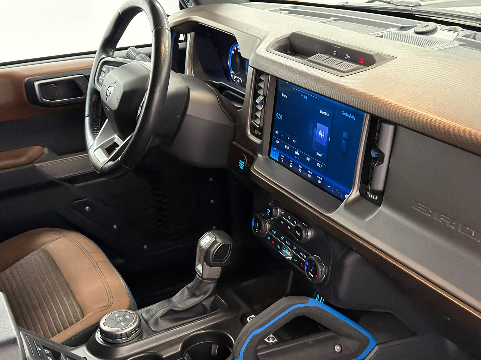 Used 2022 Ford Bronco Outer Banks AWD/4WD image 10