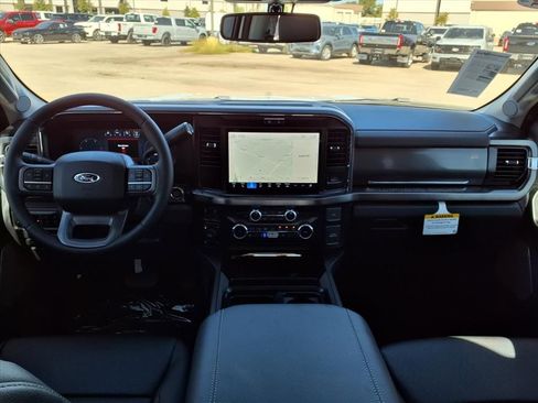 New 2026 Ford F250 Lariat w/ FX4 Off-Road Package image 14