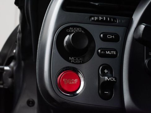 Used 2003 Honda S2000 image 22