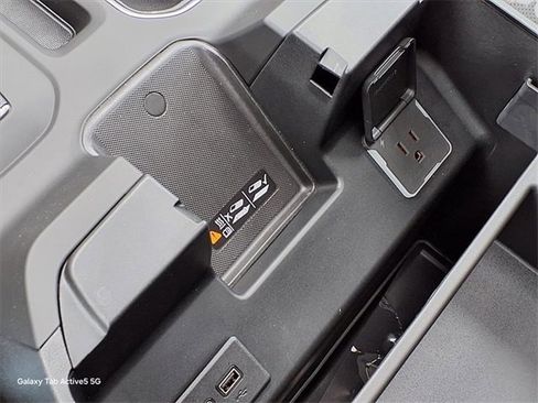 New 2025 GMC Sierra 3500 Denali w/ Technology Package image 15