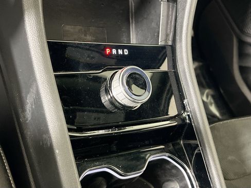 Used 2023 Jeep Grand Cherokee Altitude AWD/4WD image 16