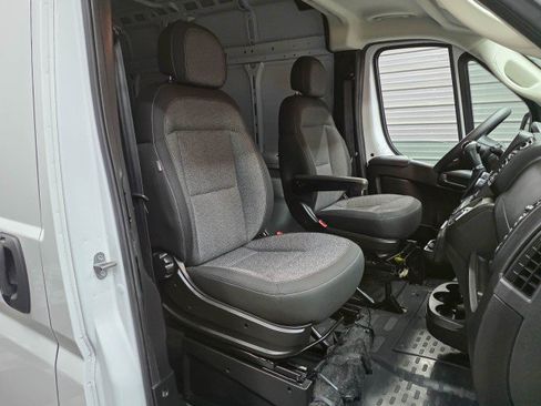 Used 2023 RAM ProMaster 2500 FWD image 16