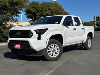 New 2026 Toyota Tacoma SR video 2