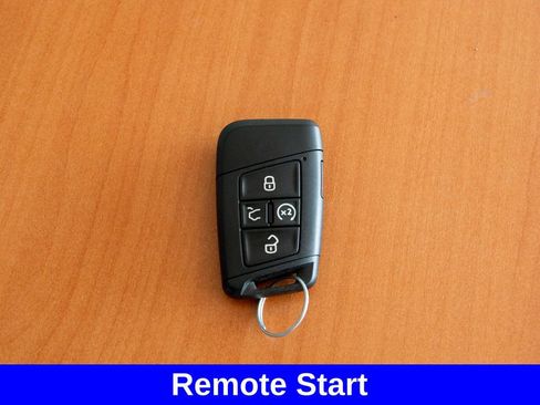 Used 2023 Volkswagen Jetta SEL FWD image 5