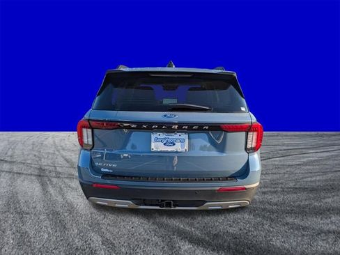 New 2026 Ford Explorer Active w/ Active Comfort Package image 4