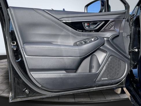 Used 2025 Subaru Legacy Limited image 17