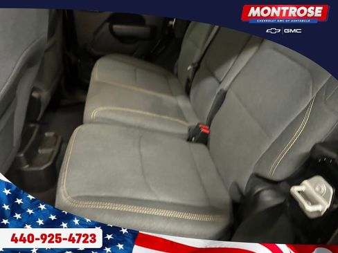 Used 2024 Jeep Wrangler Unlimited w/ Convenience Group AWD/4WD image 22