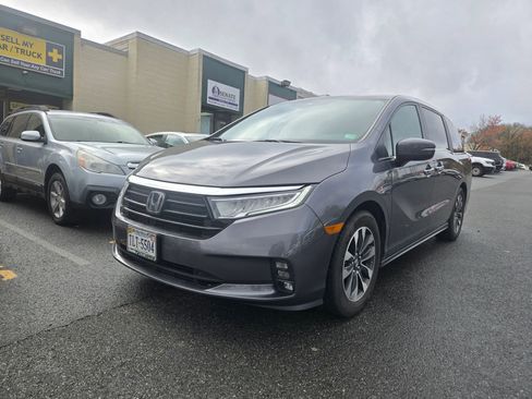 Used 2024 Honda Odyssey EX-L image 1
