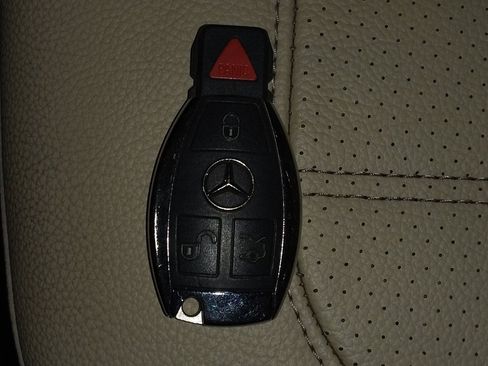 Used 2019 Mercedes-Benz GLS 450 4MATIC w/ Premium 1 Package image 32