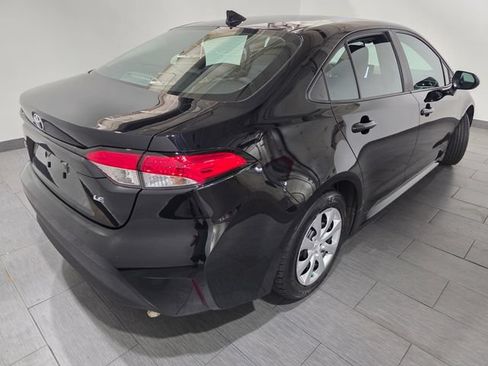 Used 2024 Toyota Corolla LE FWD image 5