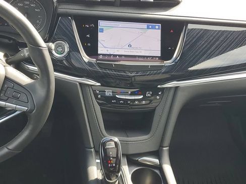 Certified 2024 Cadillac XT6 Premium Luxury w/ Technology Package AWD/4WD image 32