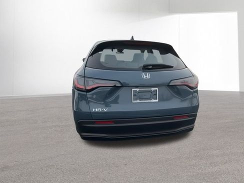 Used 2023 Honda HR-V LX image 8