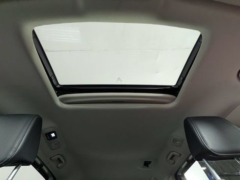 Used 2025 Honda Odyssey EX-L image 7