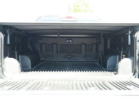 Used 2022 Chevrolet Colorado Z71 AWD/4WD image 8