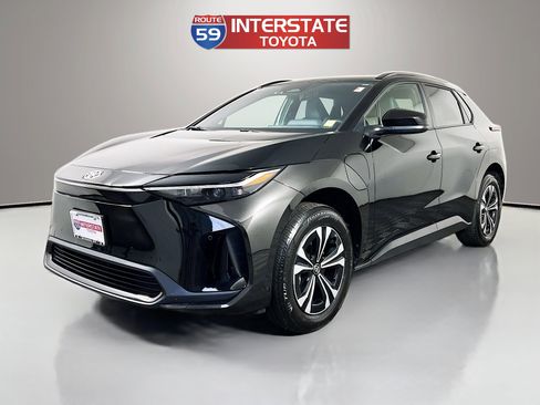 Certified 2024 Toyota bZ4X AWD w/ Weather Package image 3