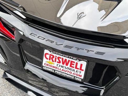 Used 2021 Chevrolet Corvette Stingray Premium Conv w/ Z51 Performance Package RWD image 8