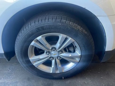 Used 2016 Chevrolet Equinox LS FWD image 9